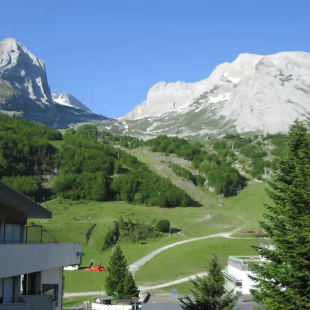 Appartement A Gourette, Residence Euroneige, Avec Balcon, Vue Ideale Sur La Montagne - 6 Personnes Eaux-Bonnes Exterior photo