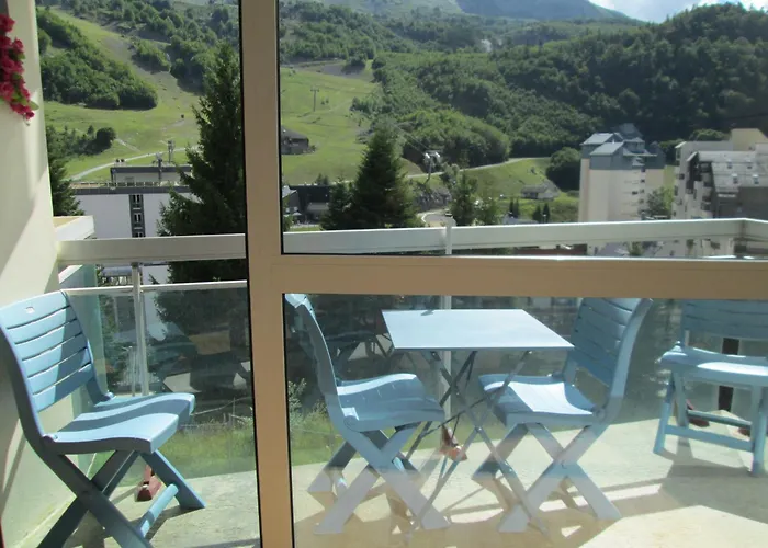 Appartement A Gourette, Residence Euroneige, Avec Balcon, Vue Ideale Sur La Montagne - 6 Personnes
